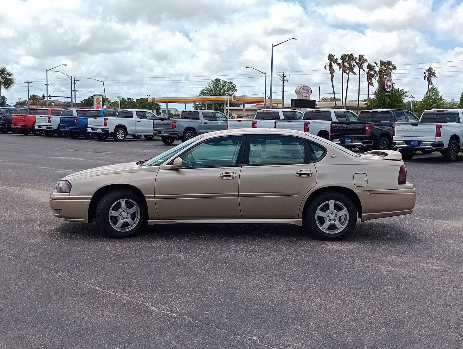 2005 Chevrolet Impala LS image 3