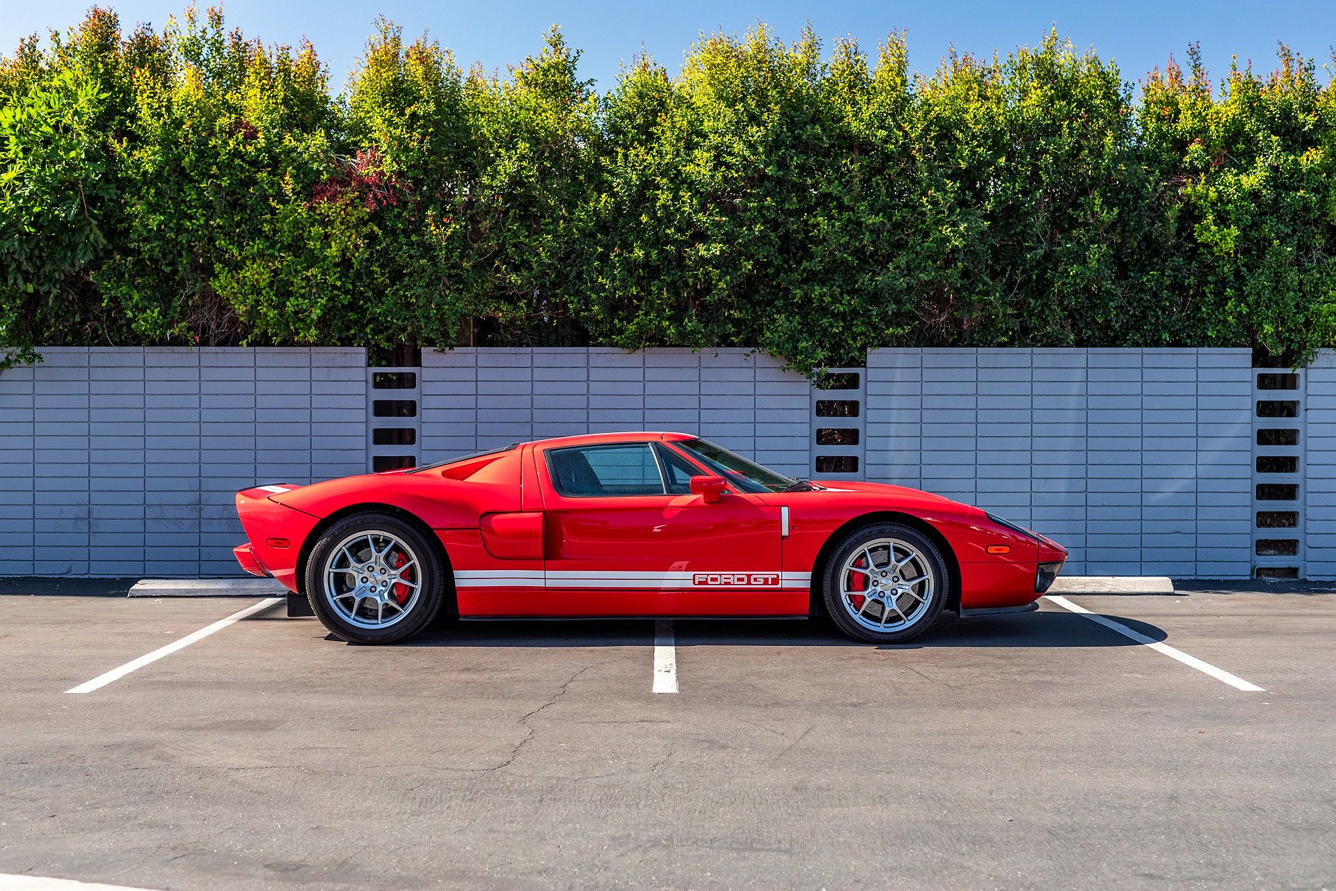 2006 Ford GT null image 7