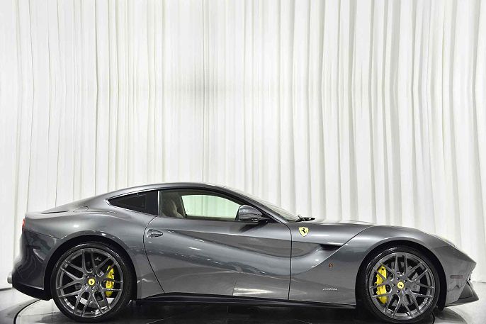 2015 Ferrari F12
