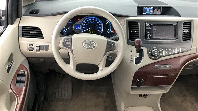 2013 Toyota Sienna