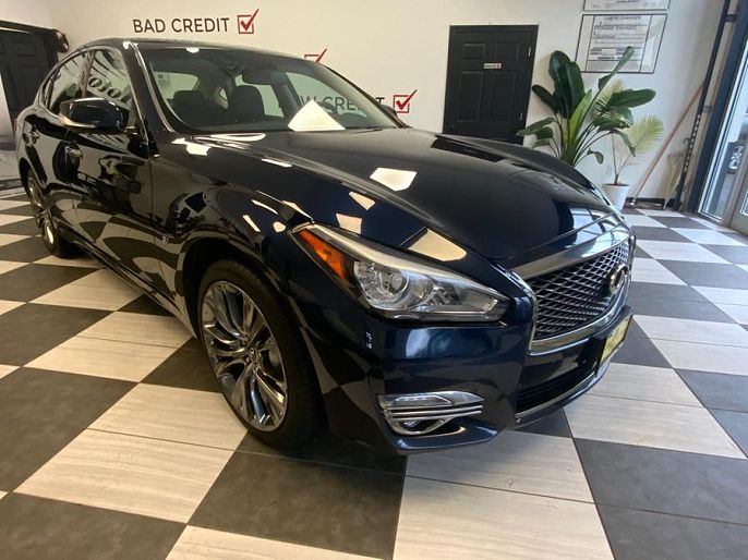 2019 Infiniti Q70