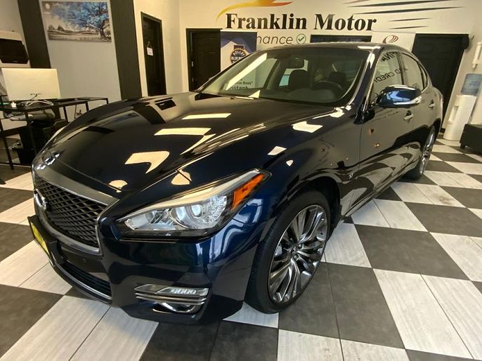 2019 Infiniti Q70
