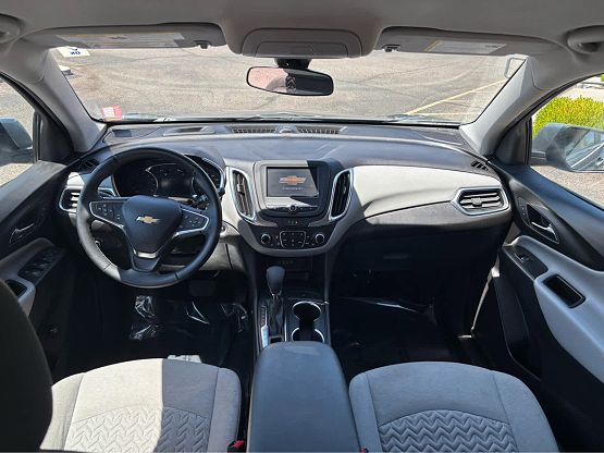 2024 Chevrolet Equinox LT photo 11