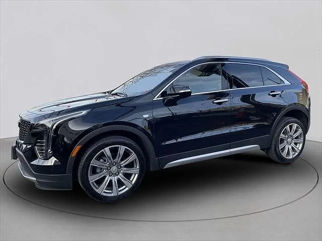 2023 Cadillac XT4 Premium Luxury image 3