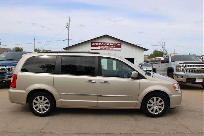 2015 Chrysler Town & Country