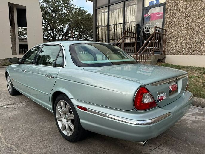 2005 Jaguar XJ