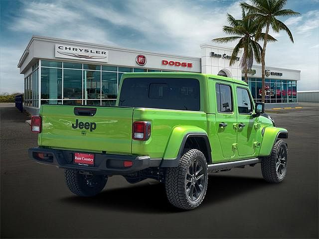 2025 Jeep Gladiator