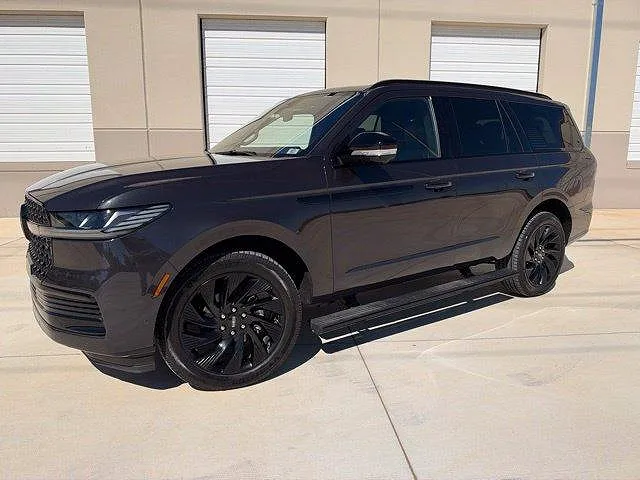2025 Lincoln Navigator