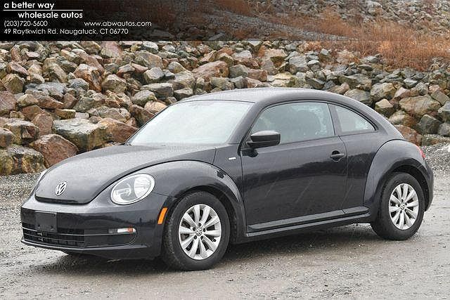 2016 Volkswagen Beetle Wolfsburg Edition image 0