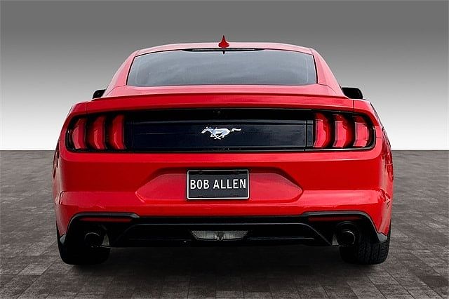 2022 Ford Mustang