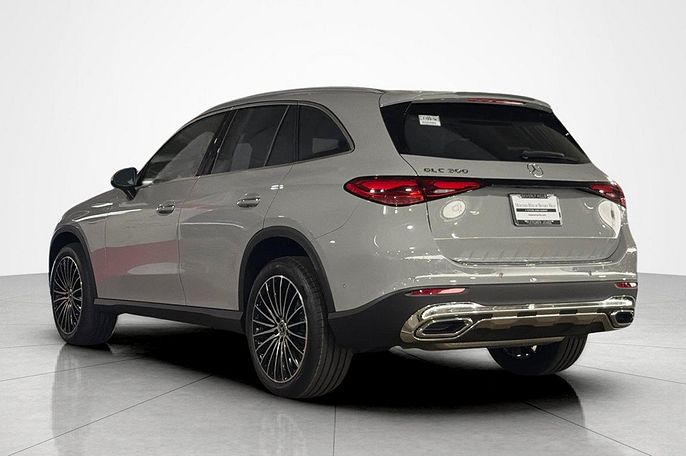2027 Mercedes-Benz GLC