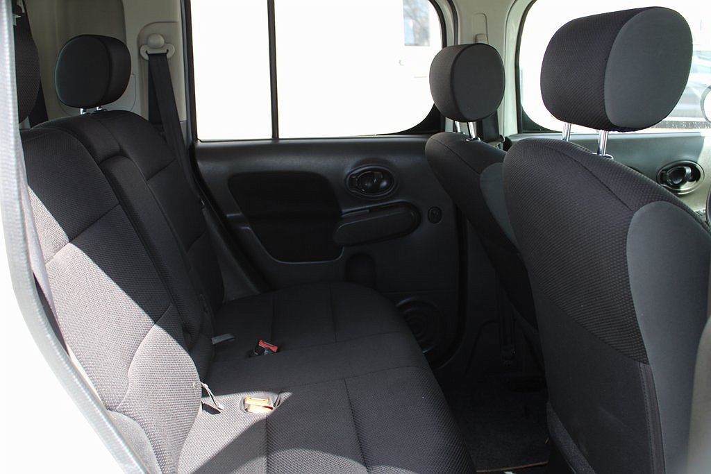 2010 Nissan Cube null image 30