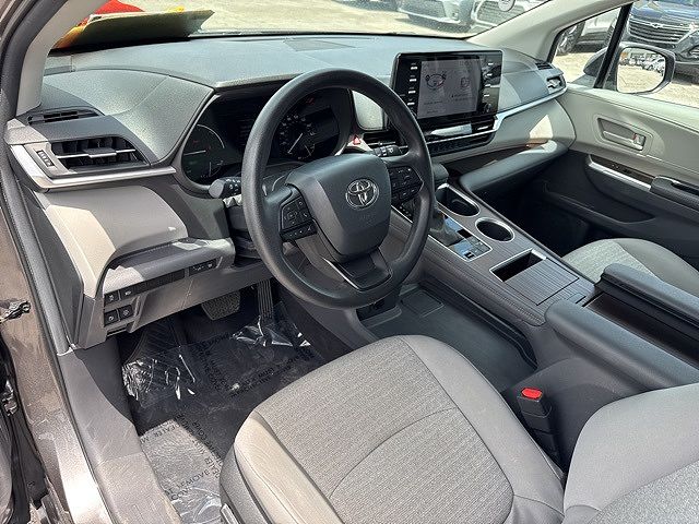 2024 Toyota Sienna