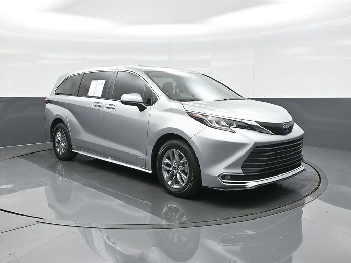 2021 Toyota Sienna