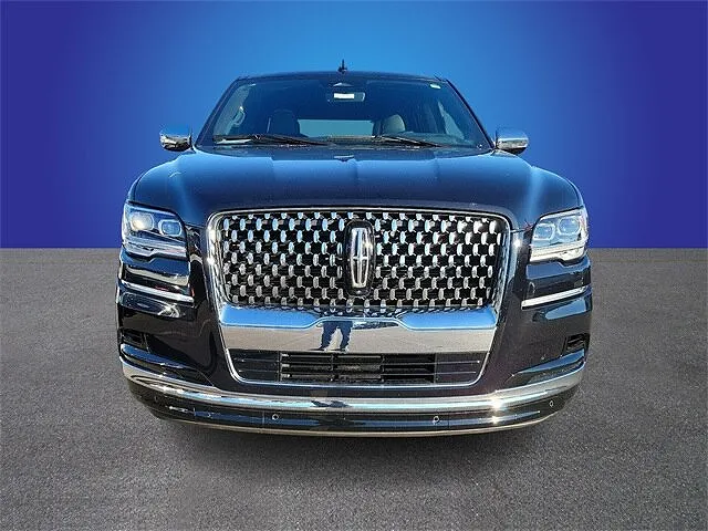 2023 Lincoln Navigator L