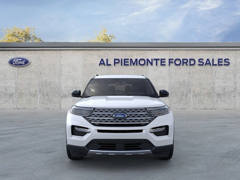 2024 Ford Explorer Limited Edition image 5