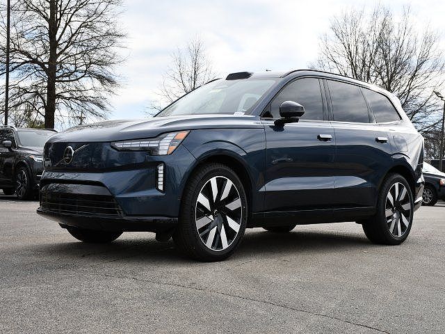 2025 Volvo EX90