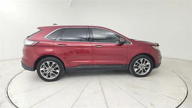 2017 Ford Edge