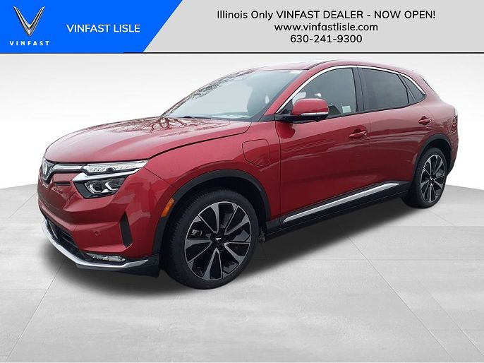 2025 VinFast VF8
