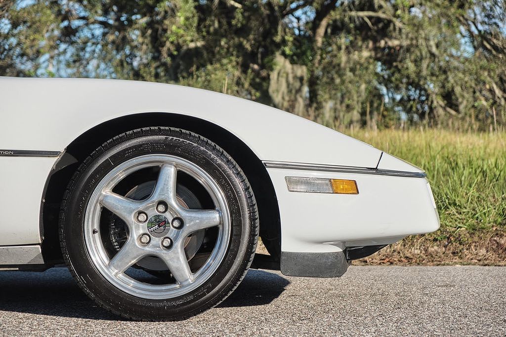 1990 Chevrolet Corvette null image 81