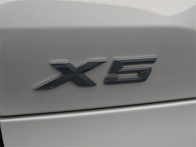 2022 BMW X5 sDrive40i image 1
