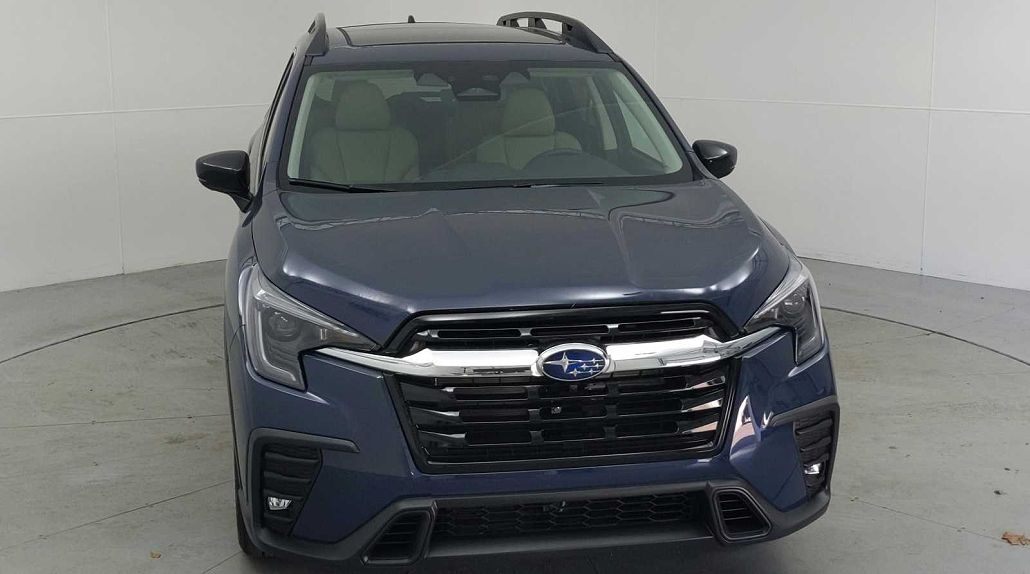 2024 Subaru Ascent Limited image 1