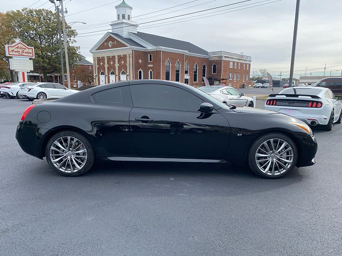2015 Infiniti Q60