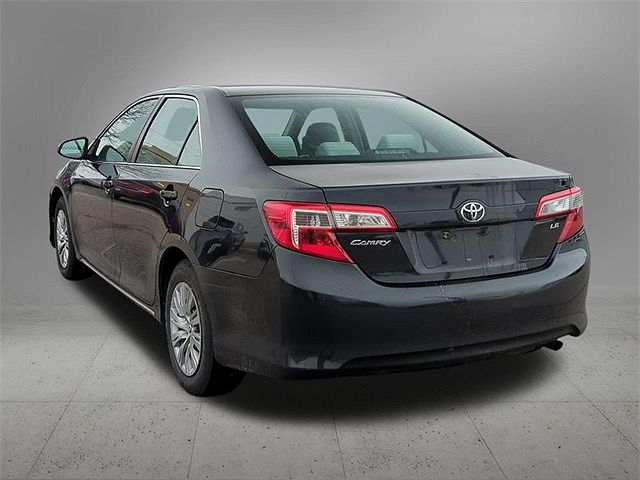 2014 Toyota Camry L image 3