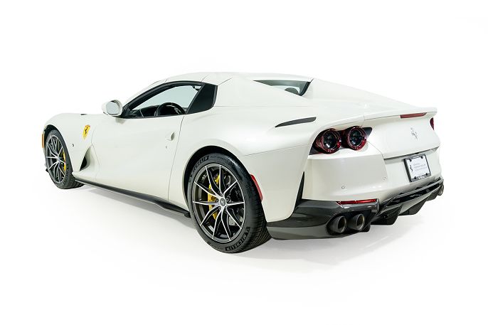 2021 Ferrari 812 GTS