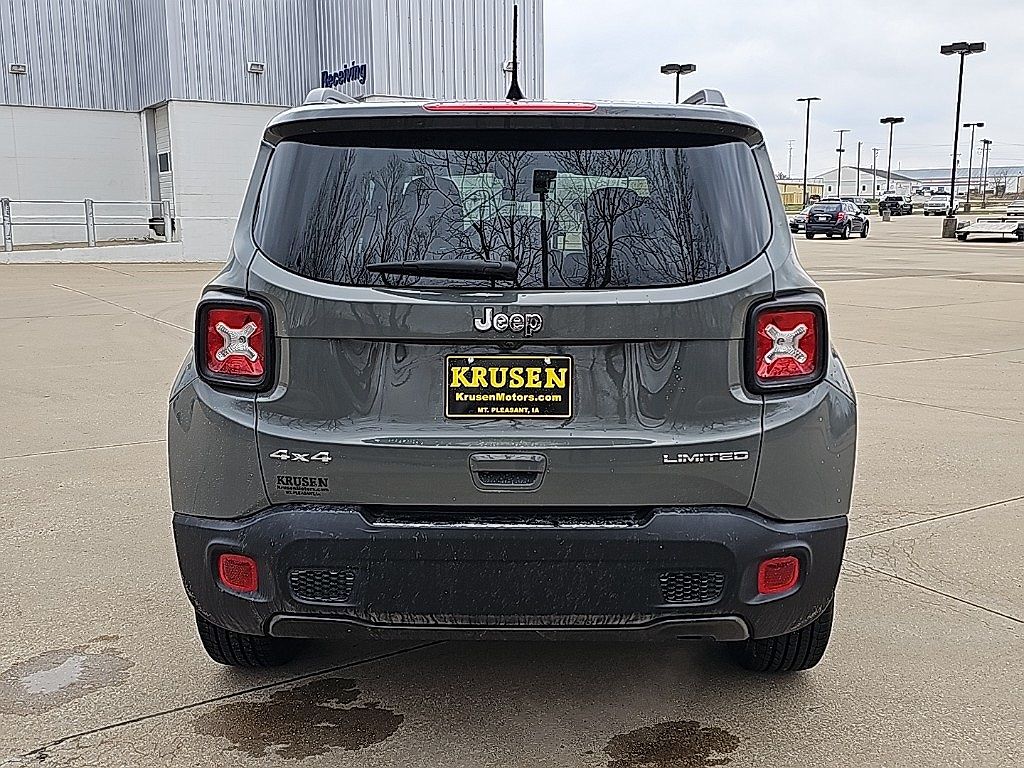 2022 Jeep Renegade Limited image 3