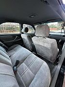 1997 Toyota Camry LE image 24