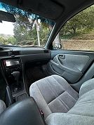 1997 Toyota Camry LE image 26