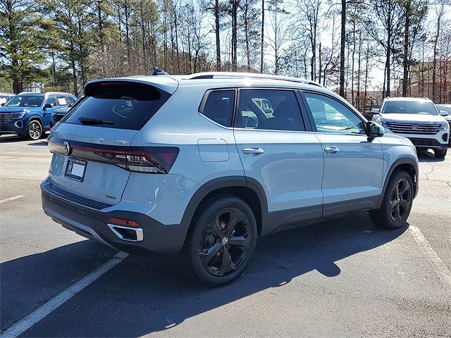 2025 Volkswagen Taos