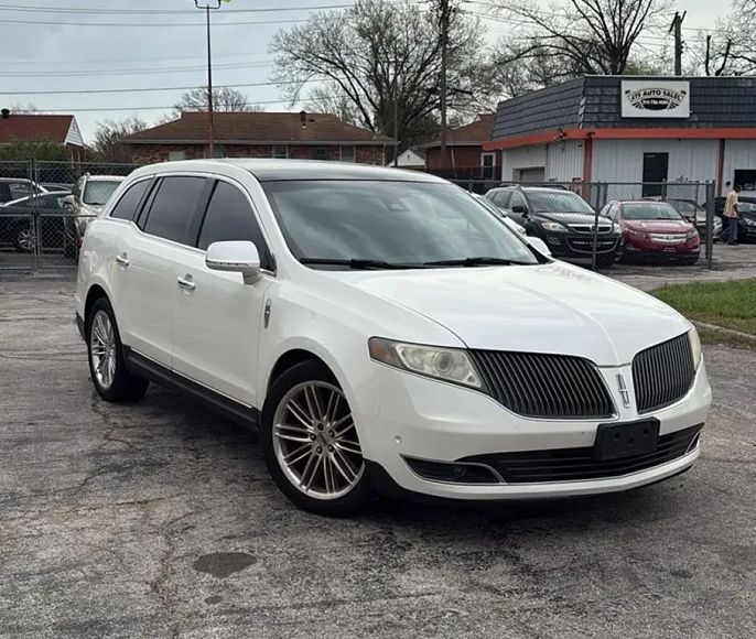 2013 Lincoln MKT