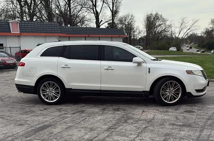 2013 Lincoln MKT