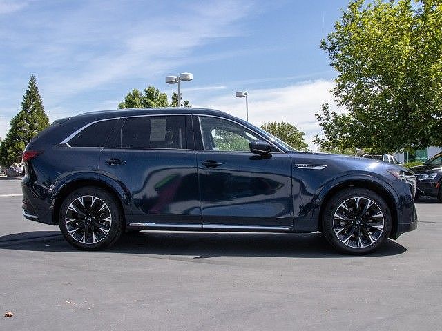2024 Mazda CX-90