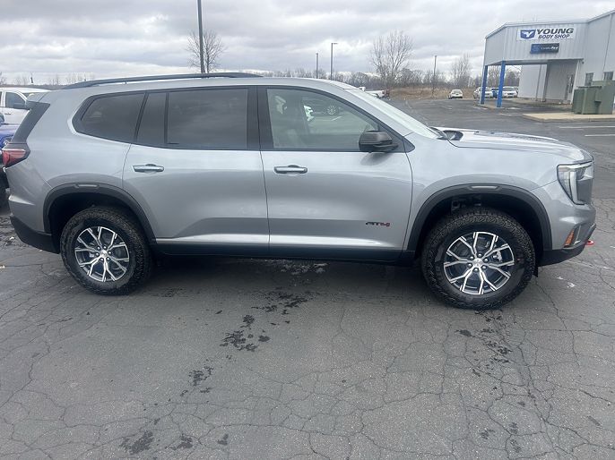 2025 GMC Acadia