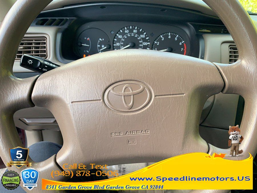 2001 Toyota Camry LE image 15