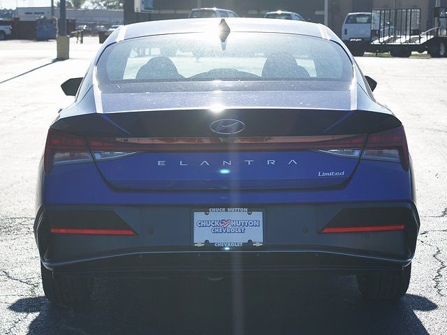 2024 Hyundai Elantra