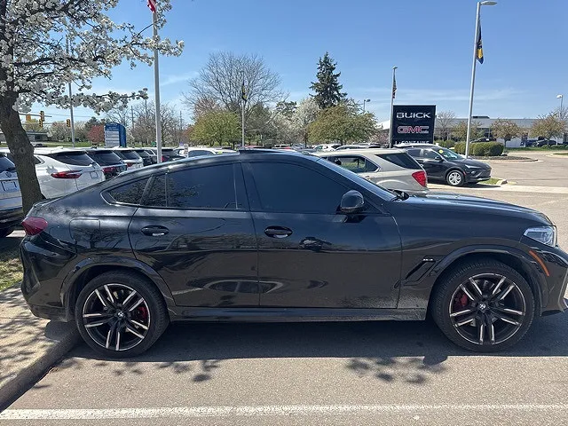 2021 BMW X6 M