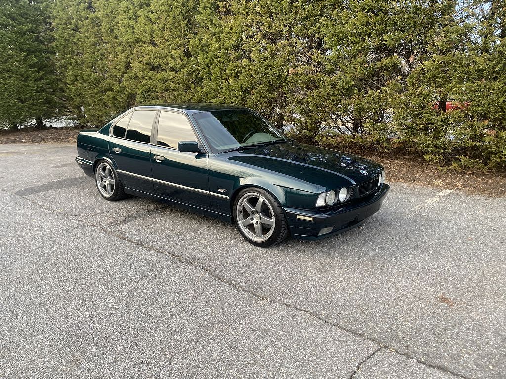 1995 BMW 5 Series 525i image 5