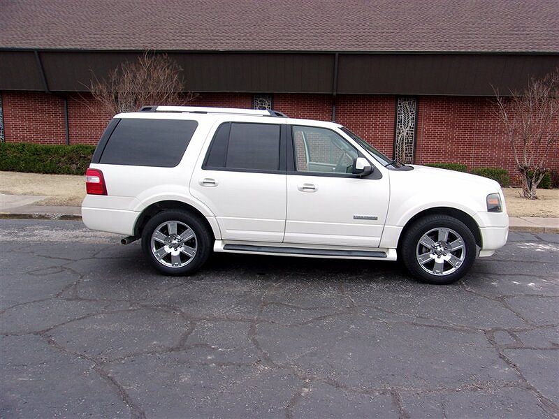 2007 Ford Expedition Limited image 3
