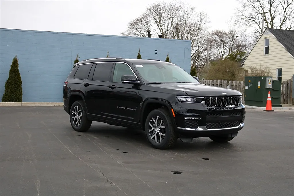 2024 Jeep Grand Cherokee L Limited Edition image 0