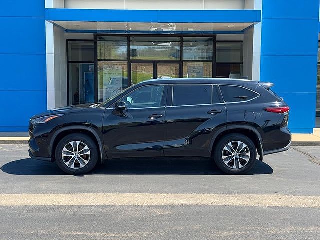 2021 Toyota Highlander