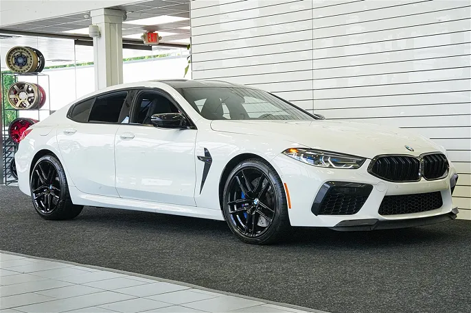 2024 BMW M8