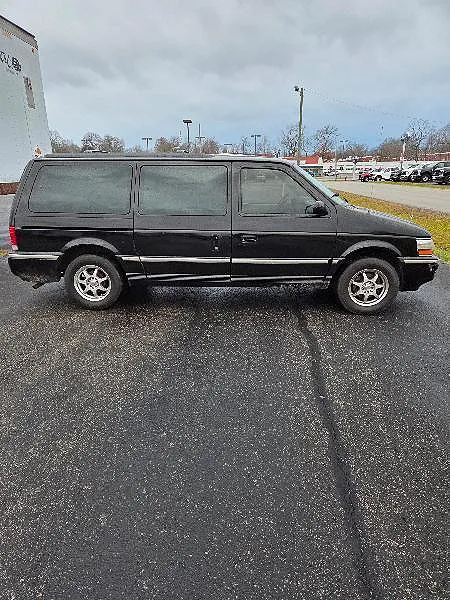 1993 Plymouth Grand Voyager