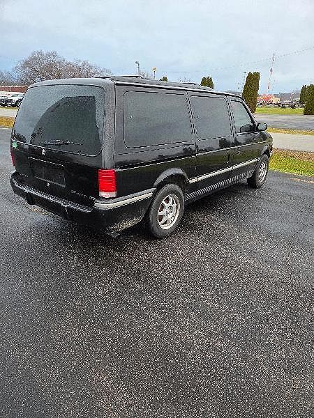 1993 Plymouth Grand Voyager