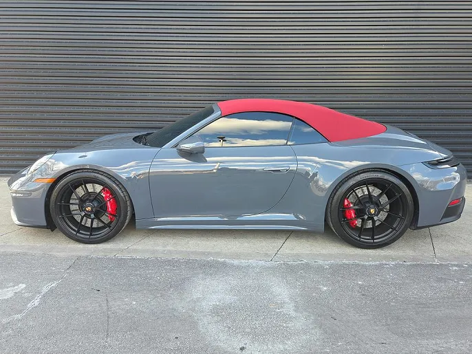 2025 Porsche 911