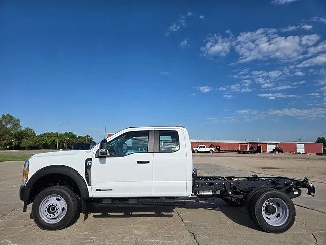 2025 Ford F-450