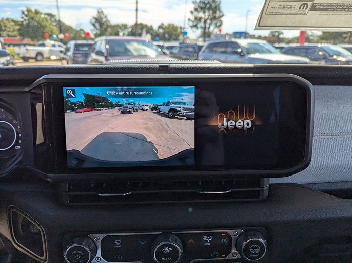 2024 Jeep Gladiator